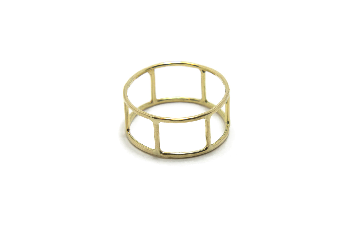 Cage ring